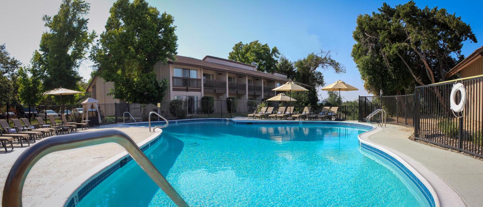 Temecula Creek Inn Exterior photo